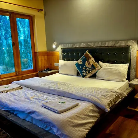 Zaltak Guest House And Hostel Leh Exterior photo