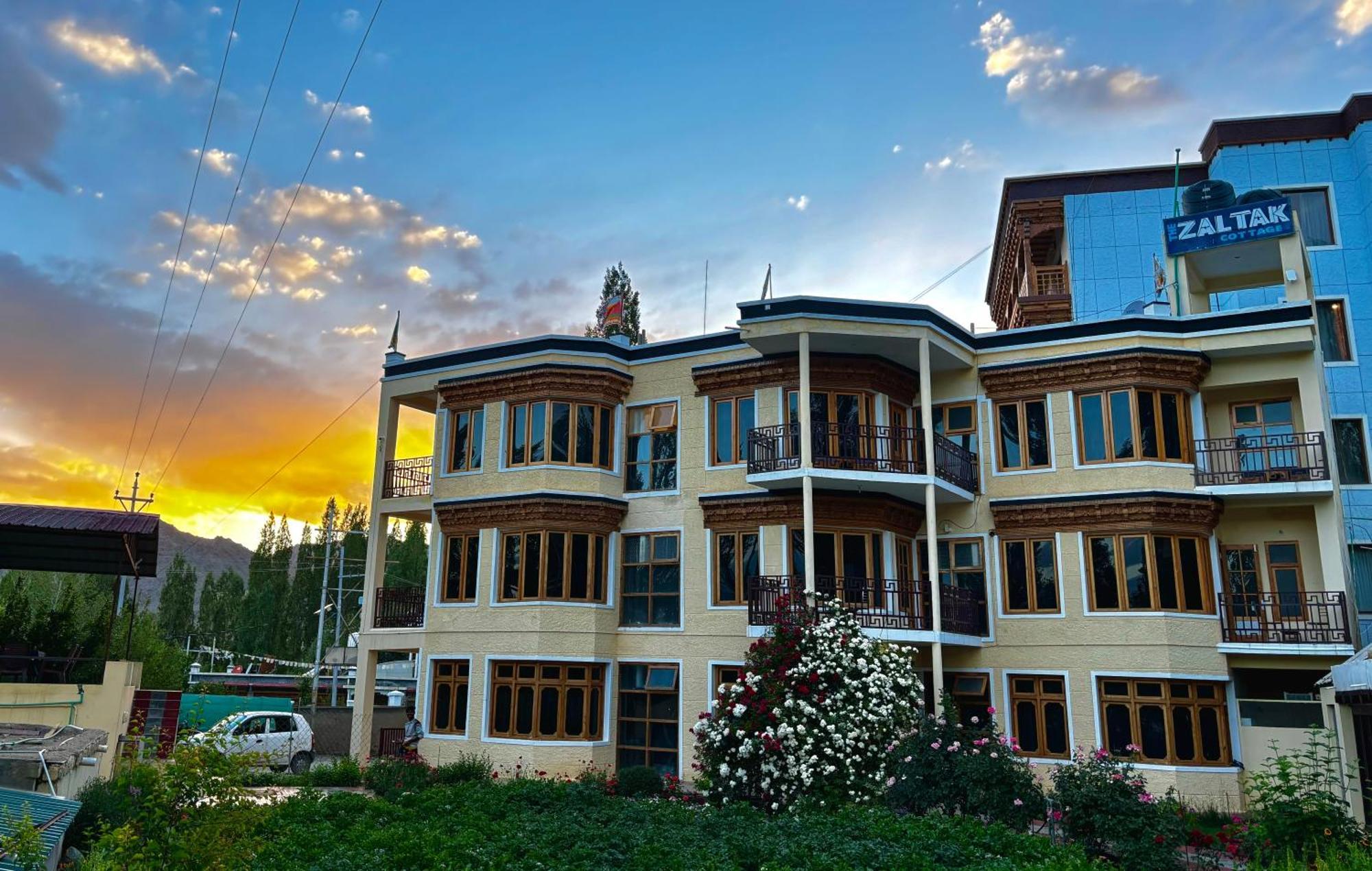 Homestay Zaltak And